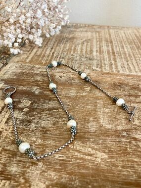 Faux Pearl and Silver Tone Beaded Necklace Toggle Clasp